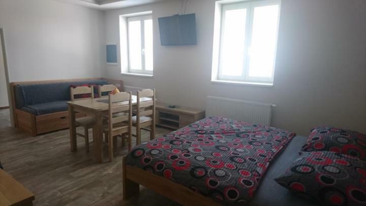 Business Apartman Жамберк Экстерьер фото